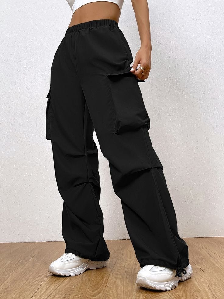 Ekeshwara black cargo pant for women